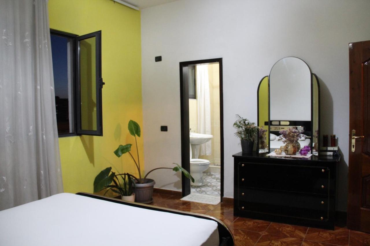Cozy Big Apartment With Balcony Tirana Eksteriør billede