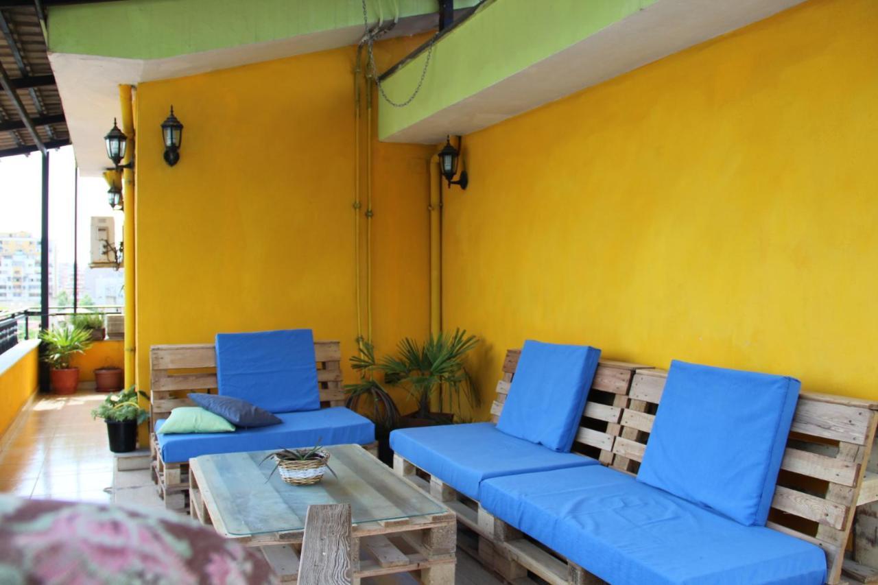 Cozy Big Apartment With Balcony Tirana Eksteriør billede