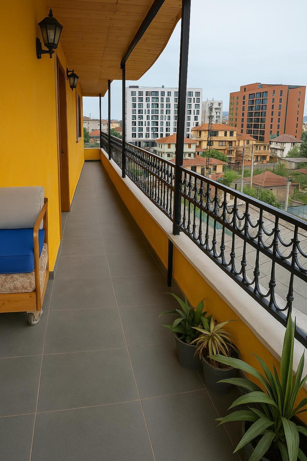 Cozy Big Apartment With Balcony Tirana Eksteriør billede